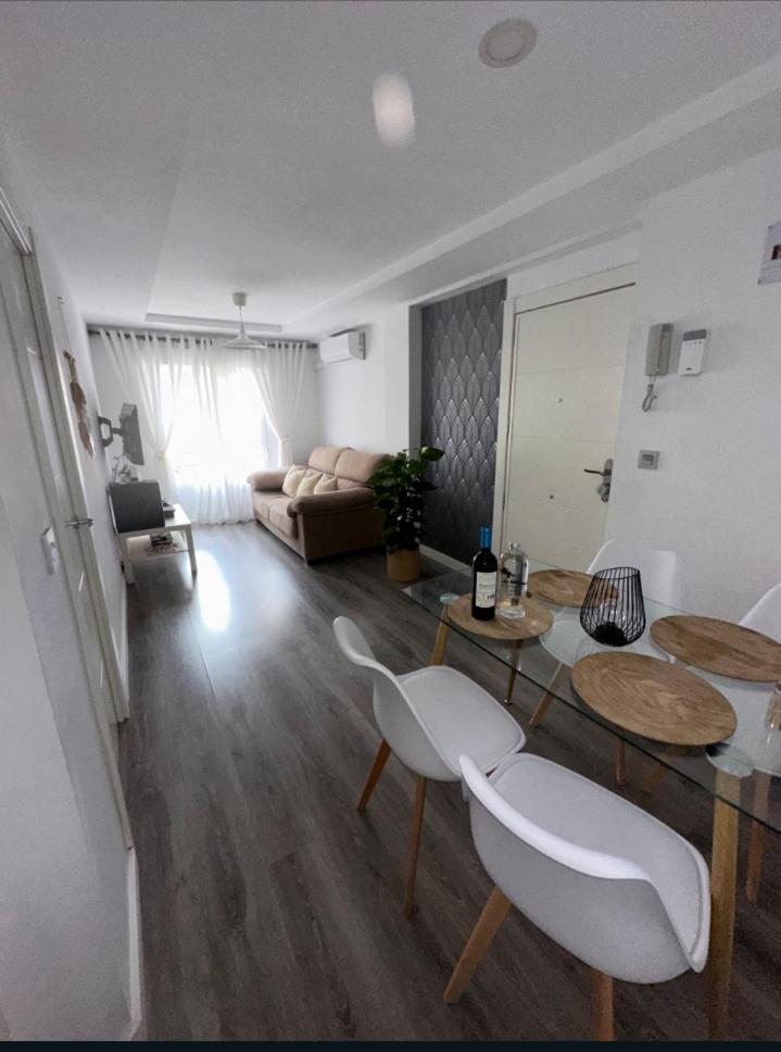 Apartamento Cerca Del Pilar Zaragoza Habitación foto